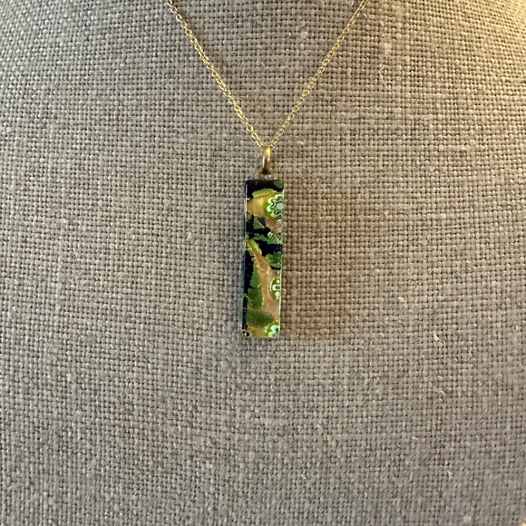 Vintage, hand crafted glass necklace pendant on a 19” chain. - Picture 2 of 6